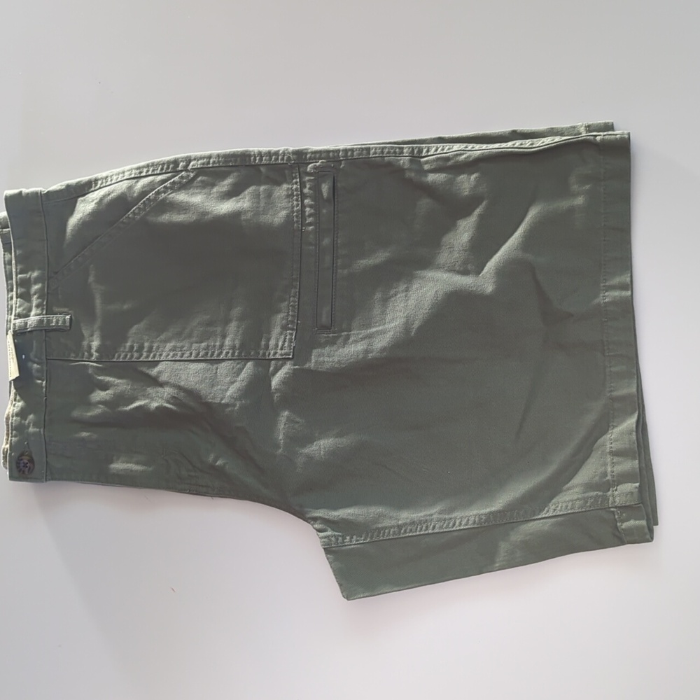 Outdoor Life Men’s Messenger Shorts Flat front 6 pockets Twill